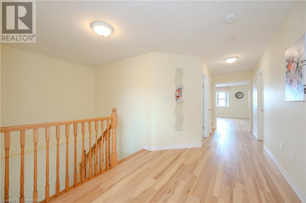 584 Winterburg Walk, Waterloo, Ontario  N2V 2M8 - Photo 23 - 40672977
