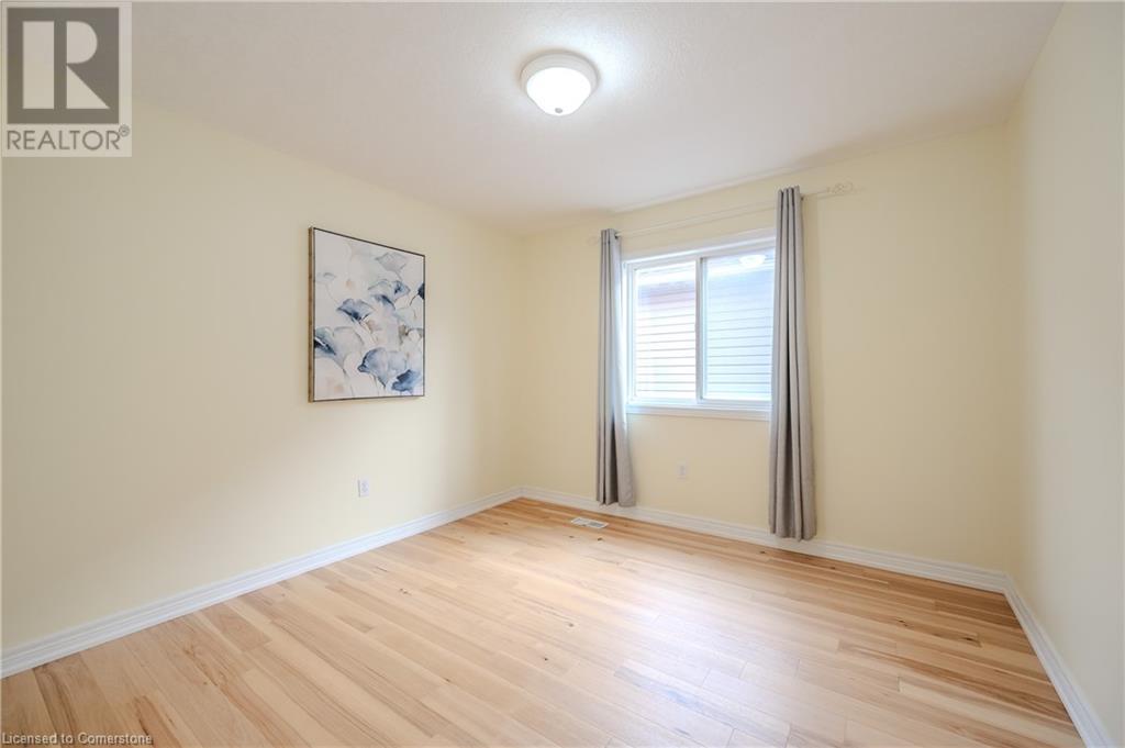 584 Winterburg Walk, Waterloo, Ontario  N2V 2M8 - Photo 27 - 40672977