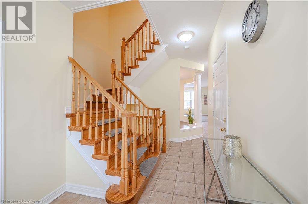 584 Winterburg Walk, Waterloo, Ontario  N2V 2M8 - Photo 6 - 40672977