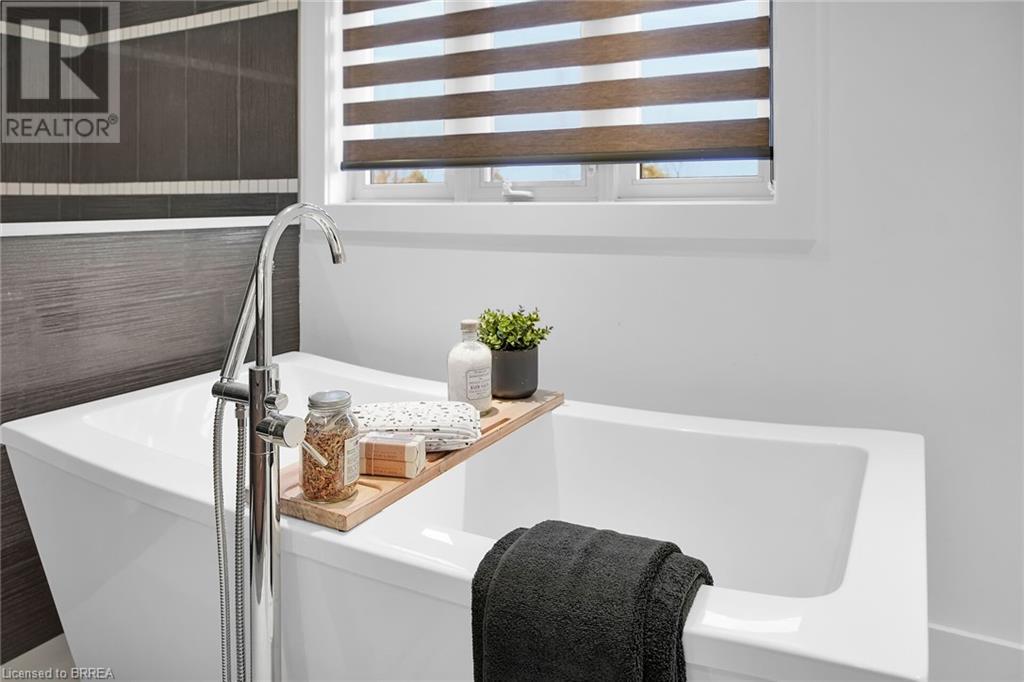 1157 Eagletrace Drive, London, Ontario  N6G 0K7 - Photo 37 - 40680852