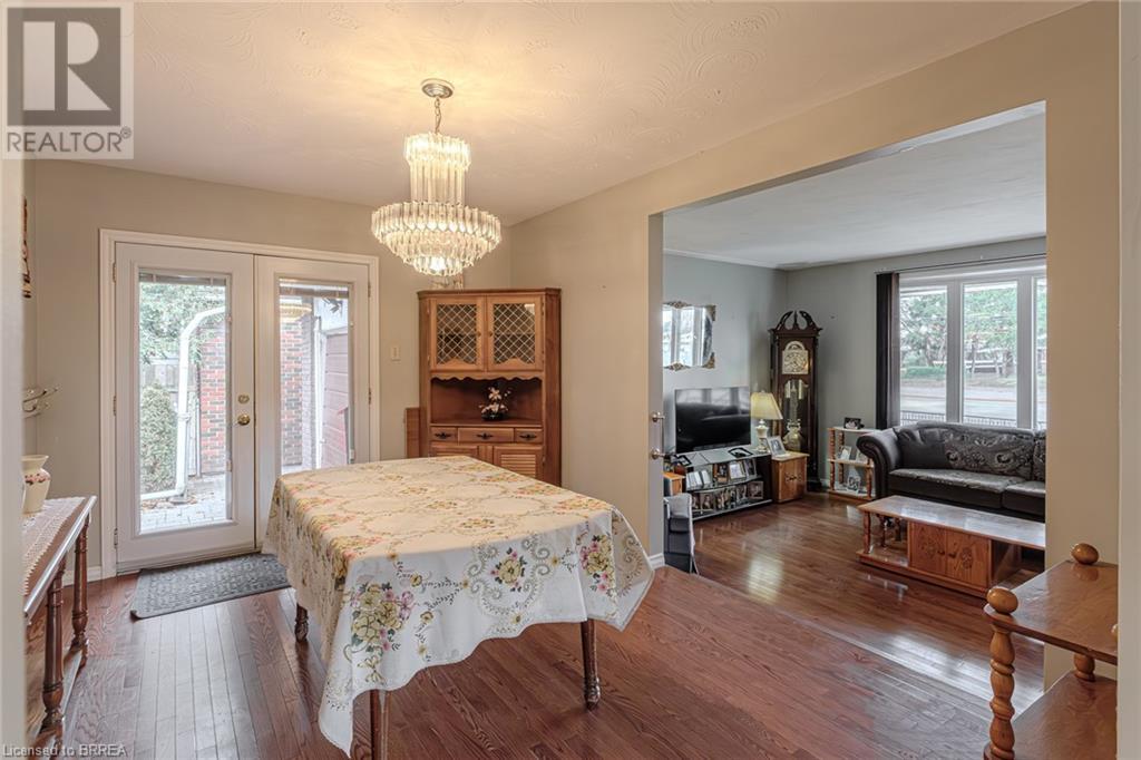 195 Paris Road, Brantford, Ontario  N3R 1J2 - Photo 11 - 40676445