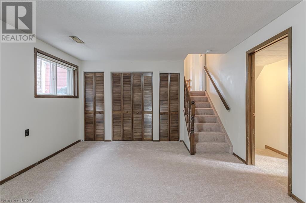 195 Paris Road, Brantford, Ontario  N3R 1J2 - Photo 25 - 40676445