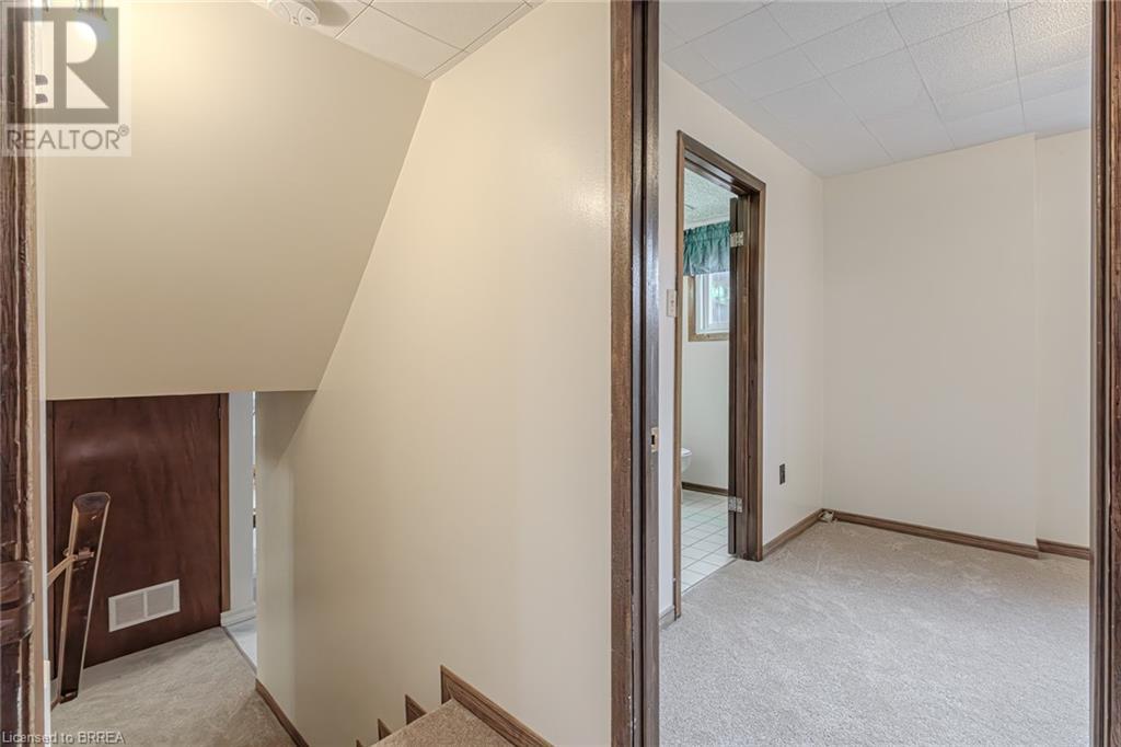 195 Paris Road, Brantford, Ontario  N3R 1J2 - Photo 27 - 40676445