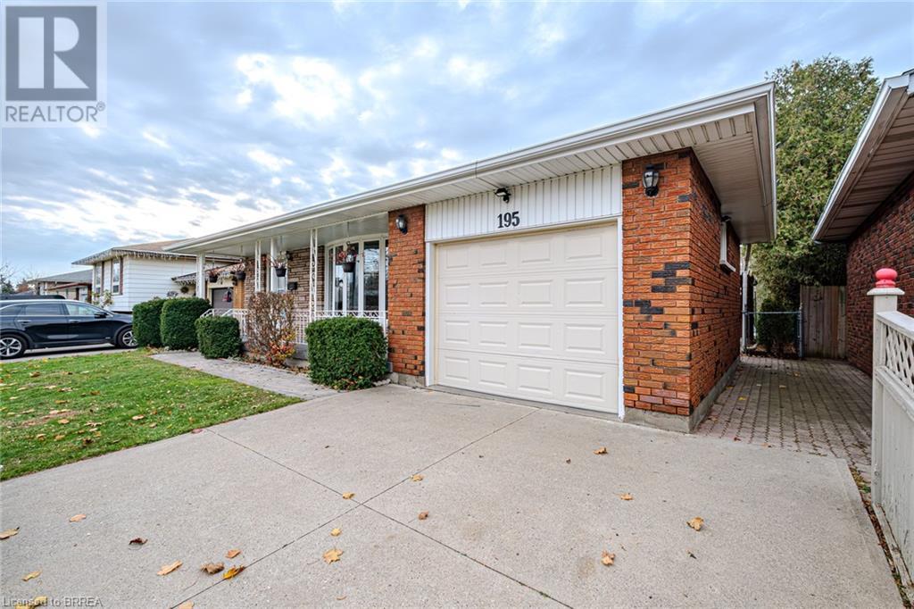 195 Paris Road, Brantford, Ontario  N3R 1J2 - Photo 3 - 40676445