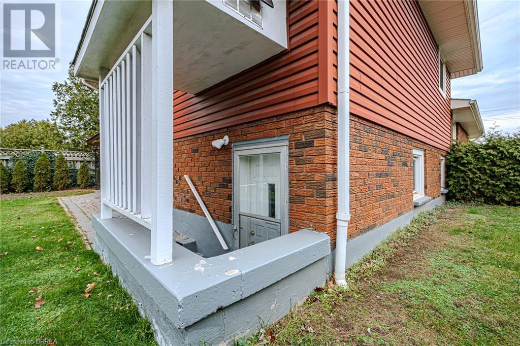 195 Paris Road, Brantford, Ontario  N3R 1J2 - Photo 47 - 40676445