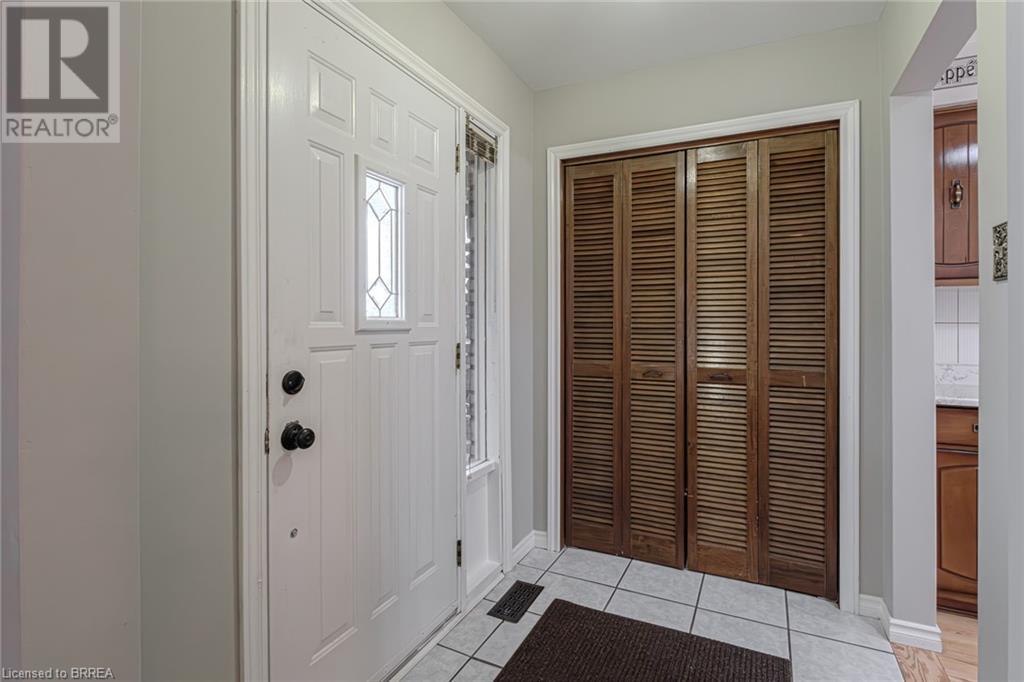 195 Paris Road, Brantford, Ontario  N3R 1J2 - Photo 5 - 40676445