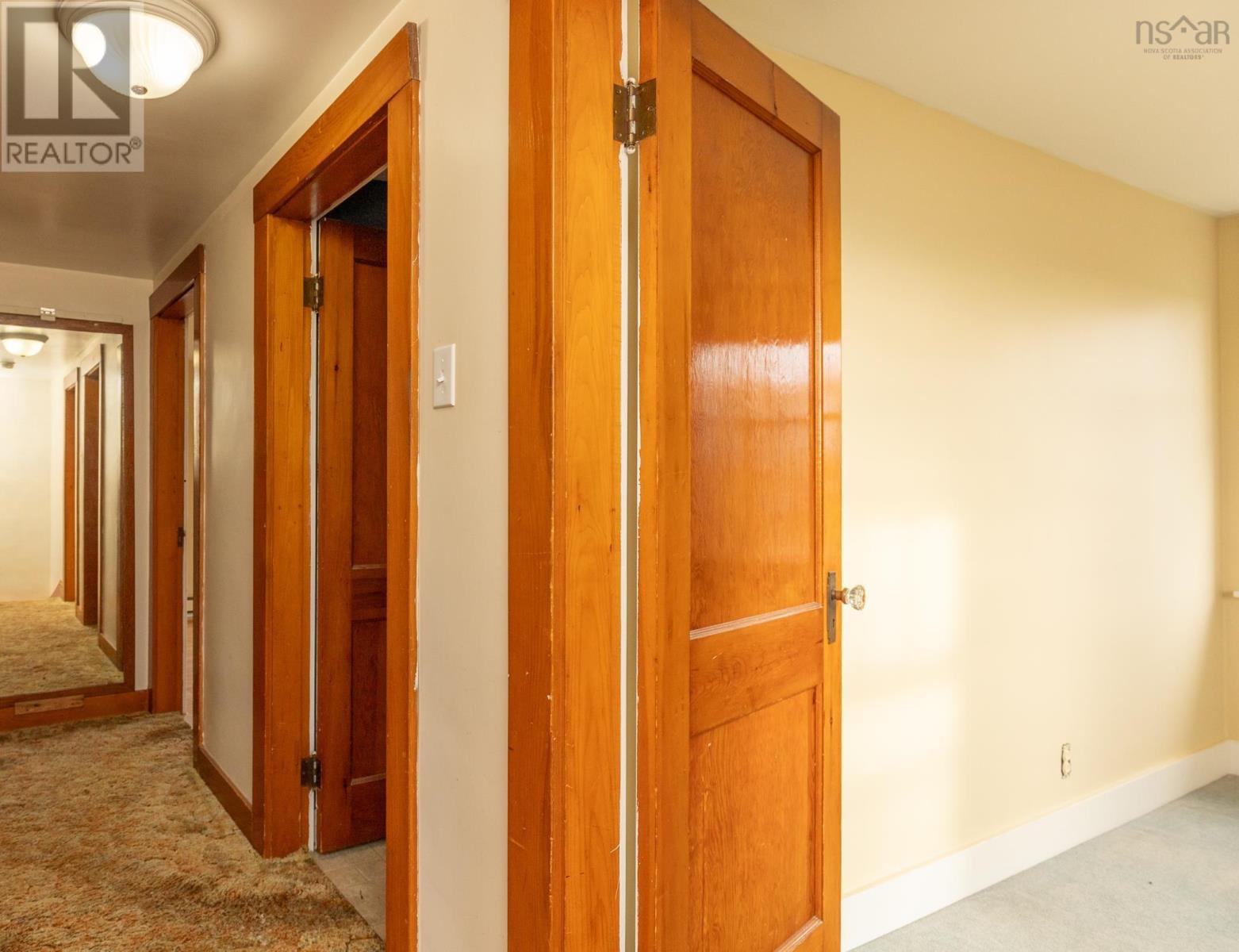 323 Pleasant Street, Yarmouth, Nova Scotia  B5A 2K9 - Photo 22 - 202419453