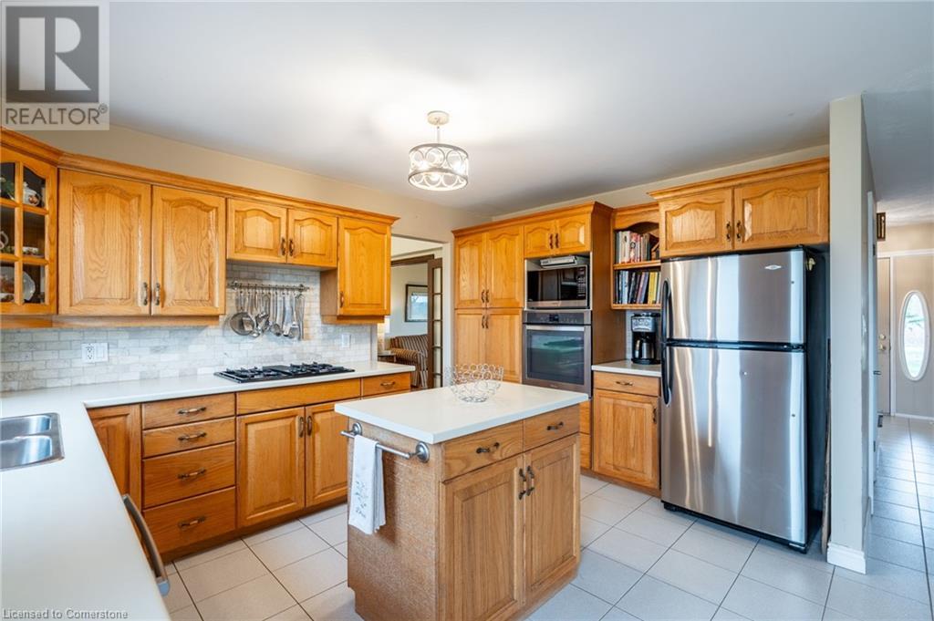 6166 Sinclairville Road, Binbrook, Ontario  L0R 1C0 - Photo 17 - 40677579