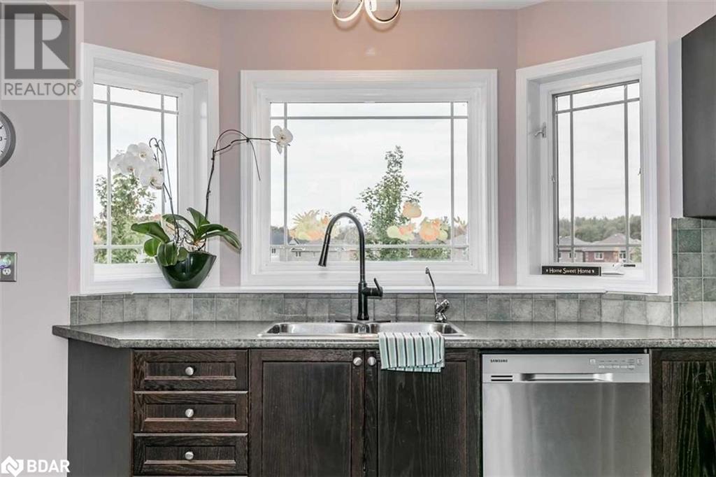 1337 Coleman Crescent, Innisfil, Ontario  L9S 0G5 - Photo 6 - 40681076