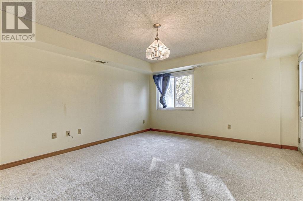 164 Paris Road Unit# 202, Brantford, Ontario  N3R 6M4 - Photo 11 - 40680845