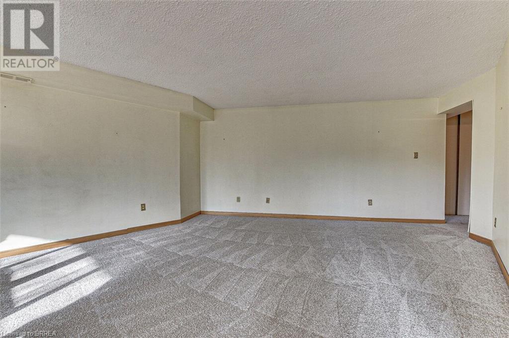 164 Paris Road Unit# 202, Brantford, Ontario  N3R 6M4 - Photo 18 - 40680845