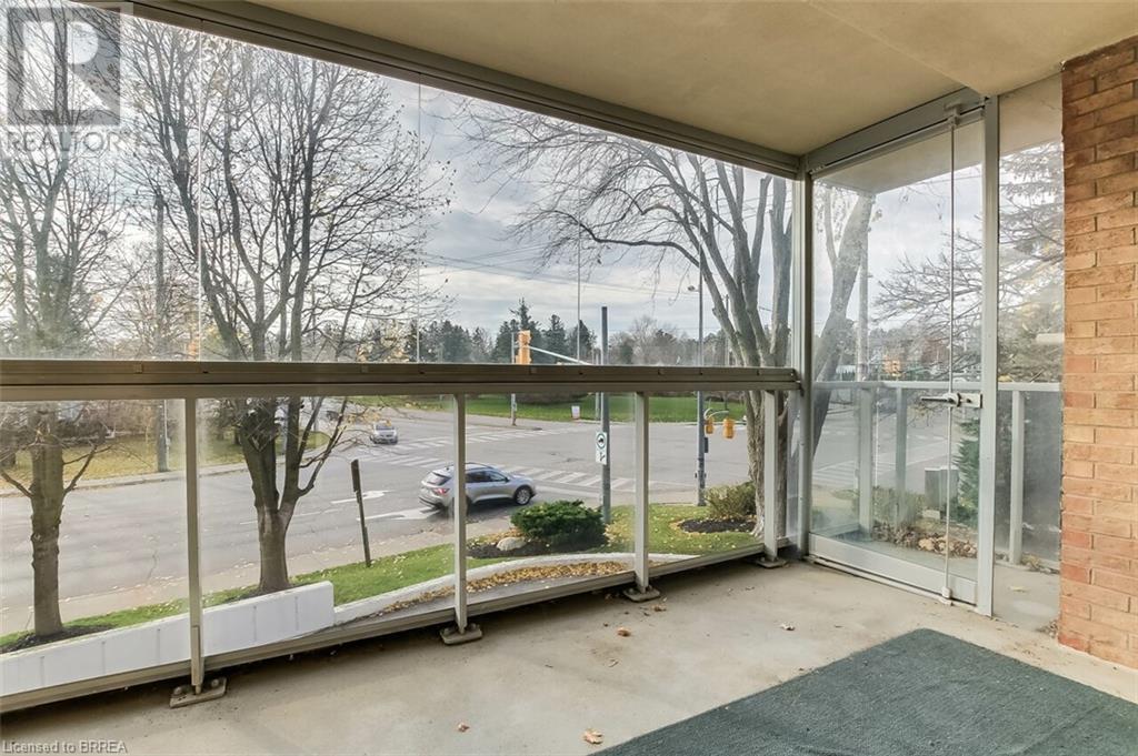164 Paris Road Unit# 202, Brantford, Ontario  N3R 6M4 - Photo 22 - 40680845