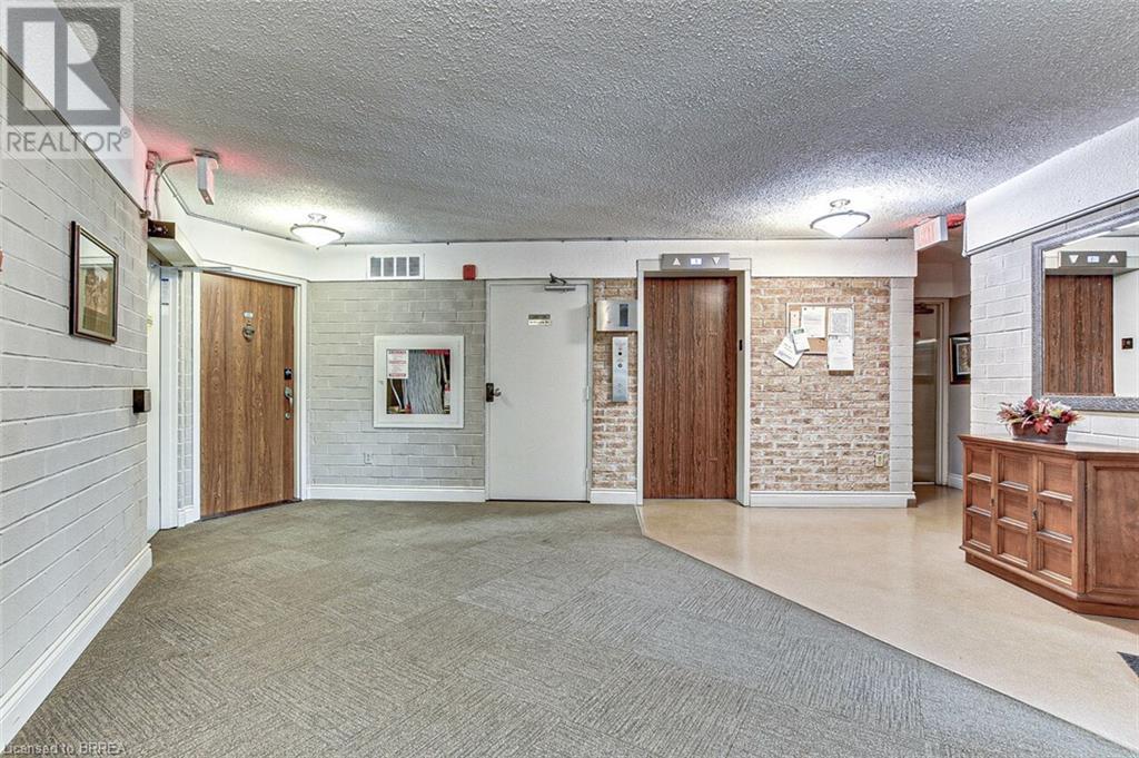 164 Paris Road Unit# 202, Brantford, Ontario  N3R 6M4 - Photo 6 - 40680845
