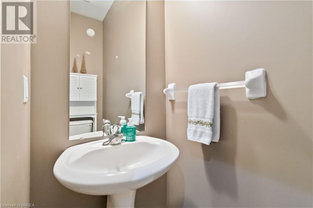 16 Freeman Street, Paris, Ontario  N3L 4H2 - Photo 17 - 40680714