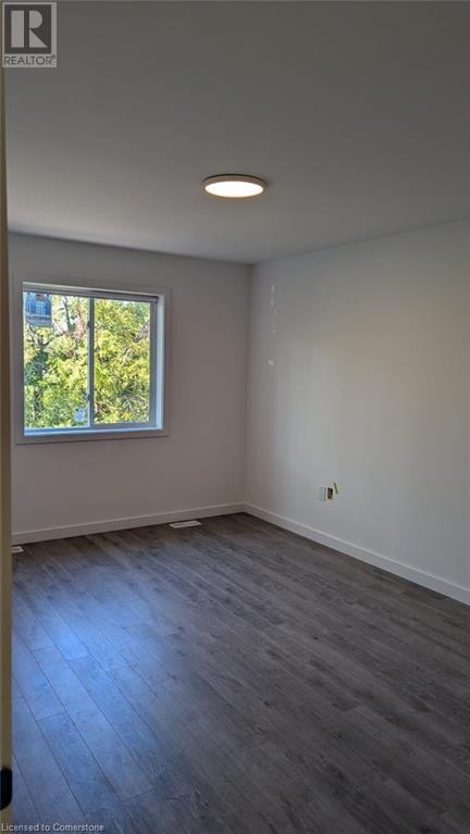 139 Highriver Trail Unit# Main, Welland, Ontario  L3C 0H6 - Photo 14 - 40680772