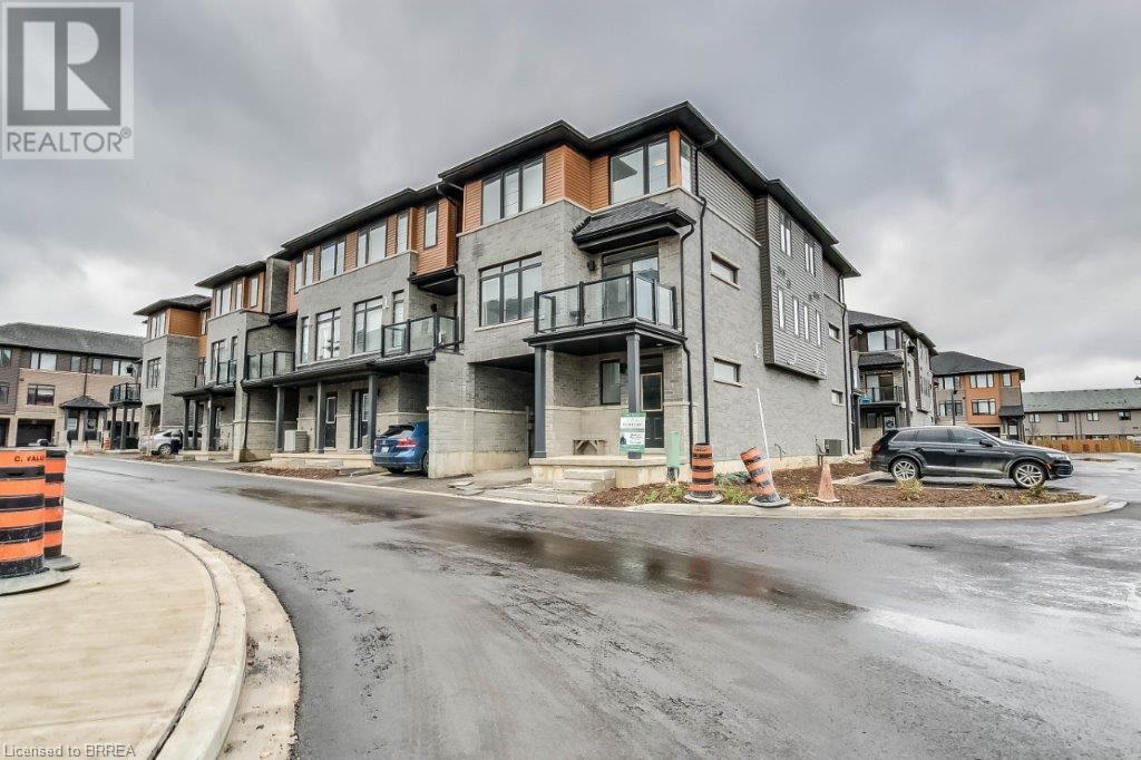 461 Blackburn Drive Unit# 110, Brantford, Ontario  N3T 0W9 - Photo 2 - 40680560