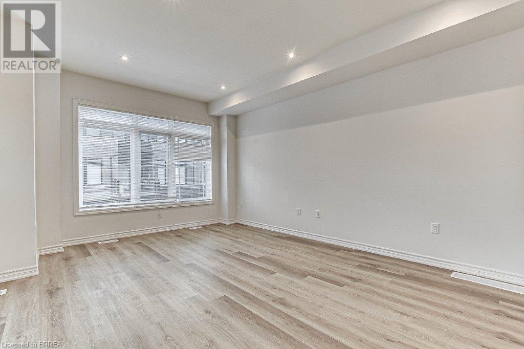 461 Blackburn Drive Unit# 110, Brantford, Ontario  N3T 0W9 - Photo 14 - 40680560