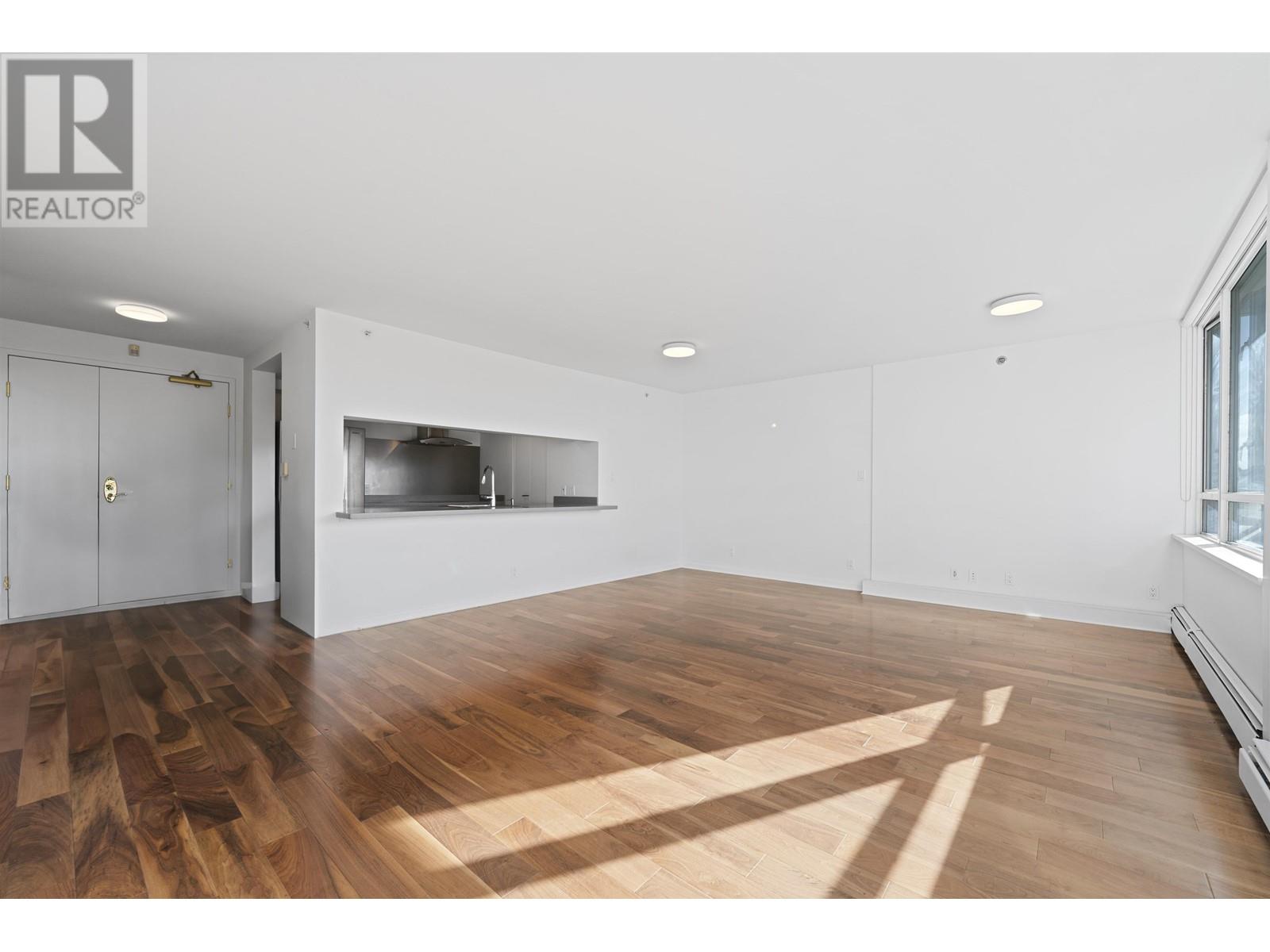 Listing Picture 10 of 25 : 603 1288 MARINASIDE CRESCENT, Vancouver / 溫哥華 - 魯藝地產 Yvonne Lu Group - MLS Medallion Club Member