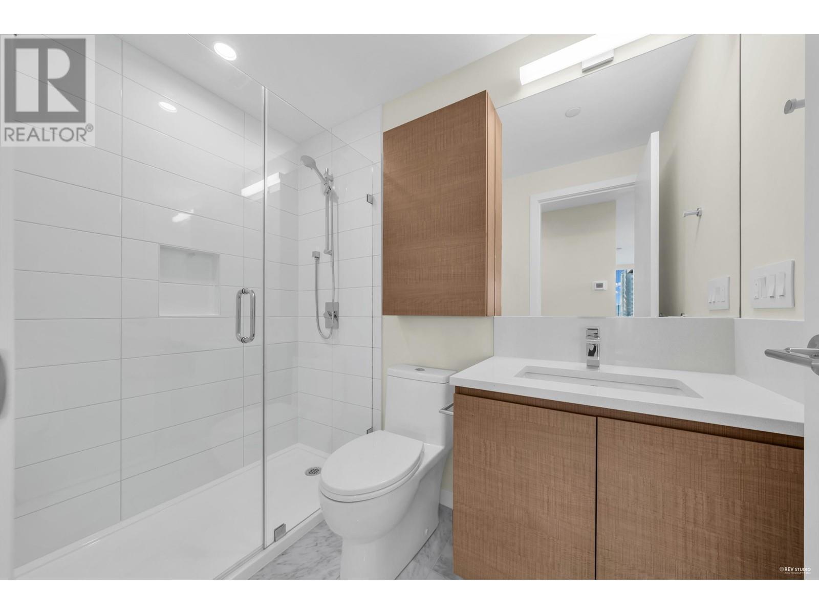 Listing Picture 25 of 40 : 2807 4168 LOUGHEED HIGHWAY, Burnaby / 本拿比 - 魯藝地產 Yvonne Lu Group - MLS Medallion Club Member