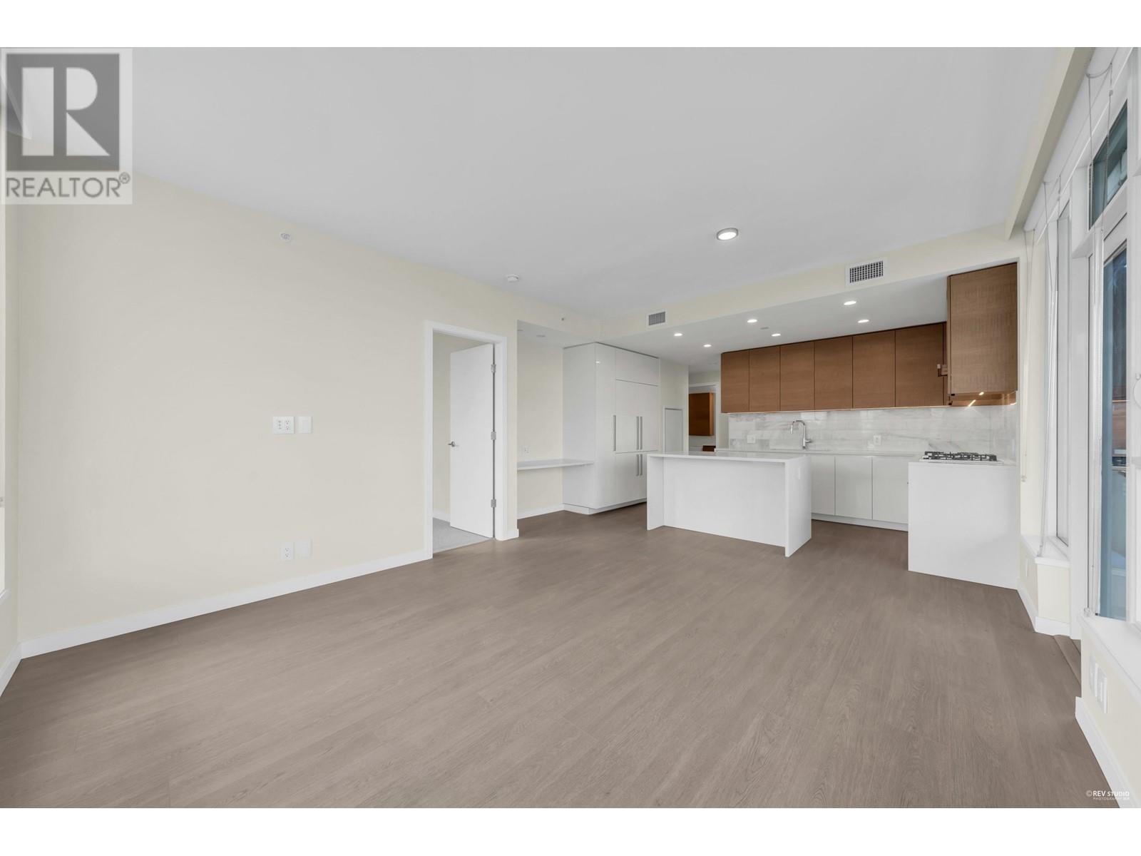 Listing Picture 10 of 40 : 2807 4168 LOUGHEED HIGHWAY, Burnaby / 本拿比 - 魯藝地產 Yvonne Lu Group - MLS Medallion Club Member