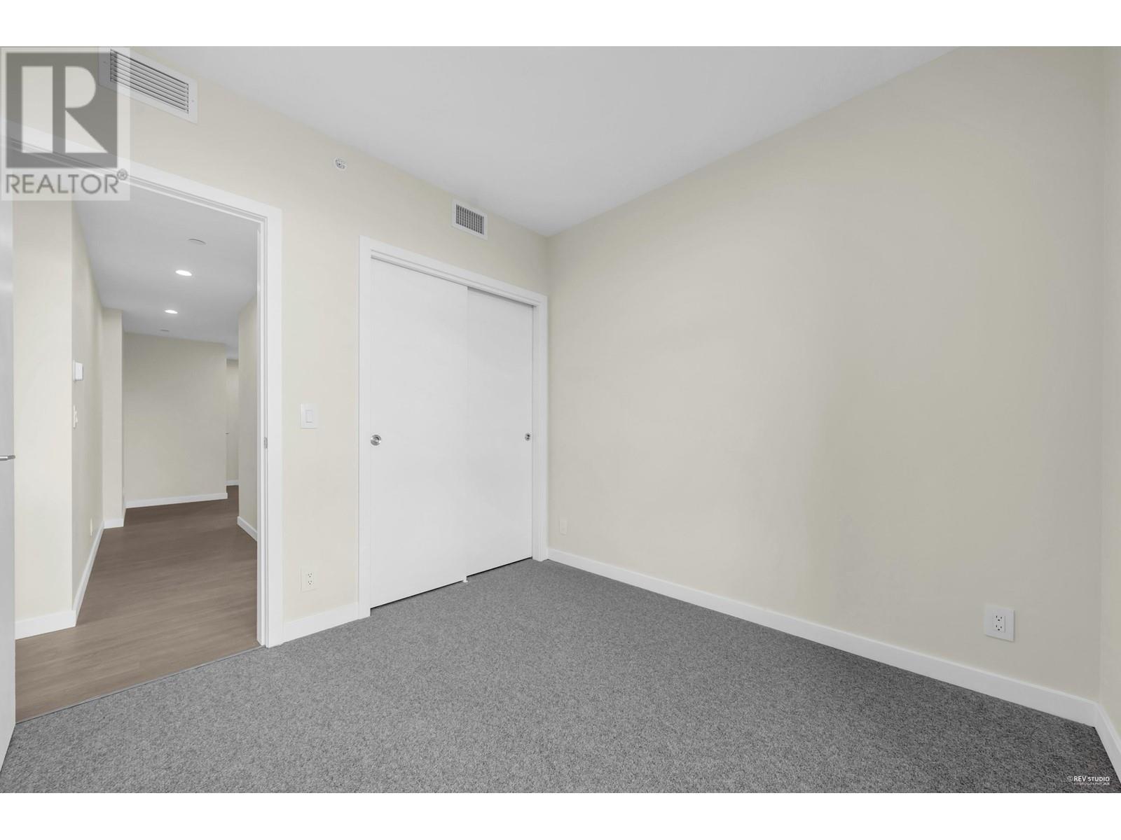 Listing Picture 24 of 40 : 2807 4168 LOUGHEED HIGHWAY, Burnaby / 本拿比 - 魯藝地產 Yvonne Lu Group - MLS Medallion Club Member