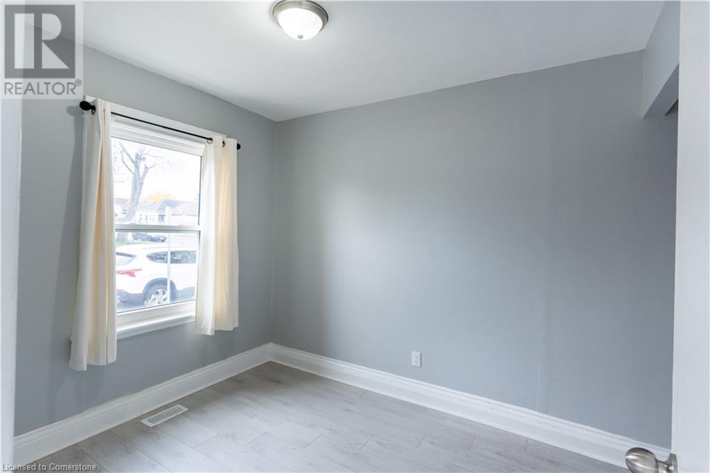 289 Roxborough Avenue, Hamilton, Ontario  L8H 1P9 - Photo 9 - 40680834