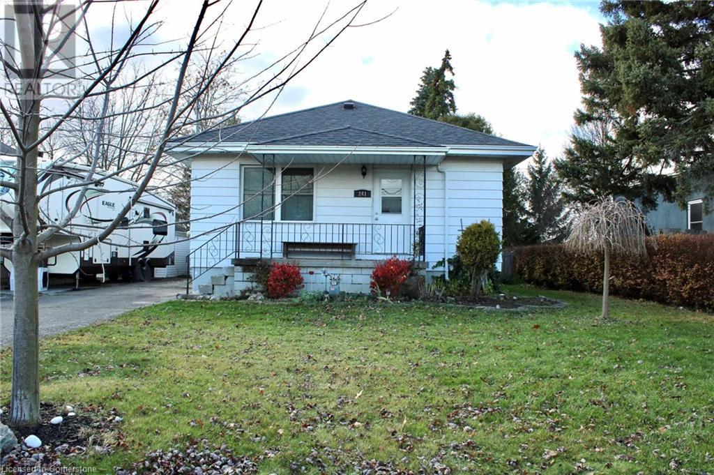 241 Wigton Street, Caledonia, Ontario  N3W 1G4 - Photo 2 - 40680831