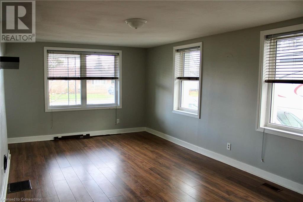 241 Wigton Street, Caledonia, Ontario  N3W 1G4 - Photo 8 - 40680831