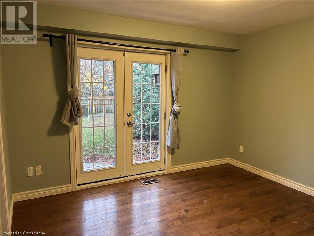 203 Penn Drive, Burlington, Ontario  L7N 2B6 - Photo 10 - 40679423