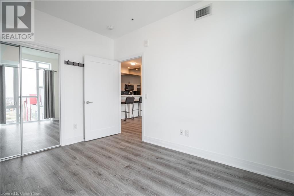 16 Concord Place Unit# 801, Grimsby, Ontario  L3M 0J1 - Photo 12 - 40671438