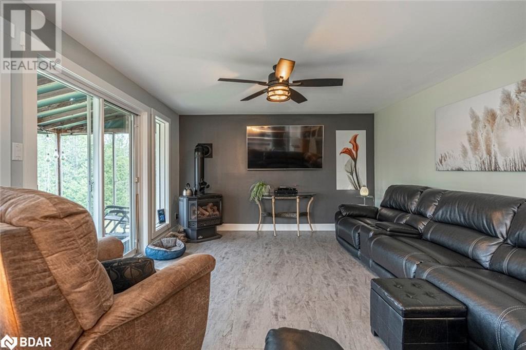 6835 Highway 93, Tay, Ontario  L0K 2E0 - Photo 8 - 40679937