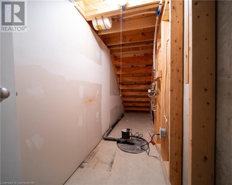 756 Bleams Road Unit# A, Kitchener, Ontario  N2E 0E4 - Photo 29 - 40671718