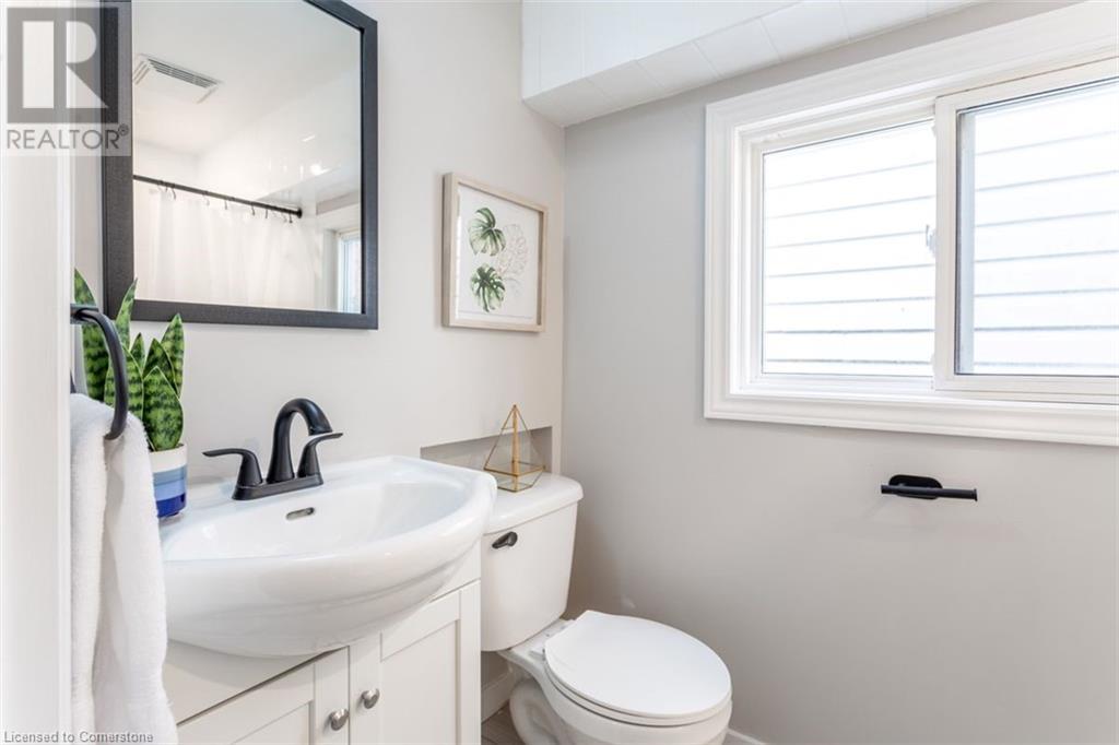 104 Edgemont Street N, Hamilton, Ontario  L8H 4C8 - Photo 23 - 40680920