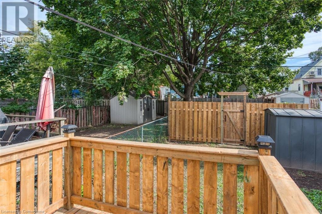 104 Edgemont Street N, Hamilton, Ontario  L8H 4C8 - Photo 32 - 40680920