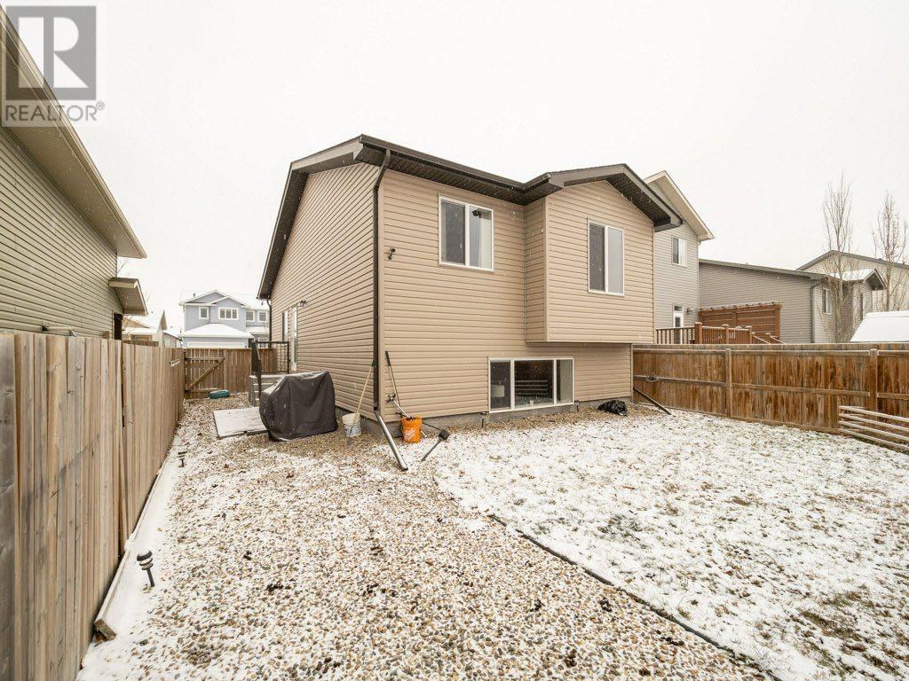 348 Crocus Terrace W, Lethbridge, Alberta  T1J 5J3 - Photo 38 - A2179902