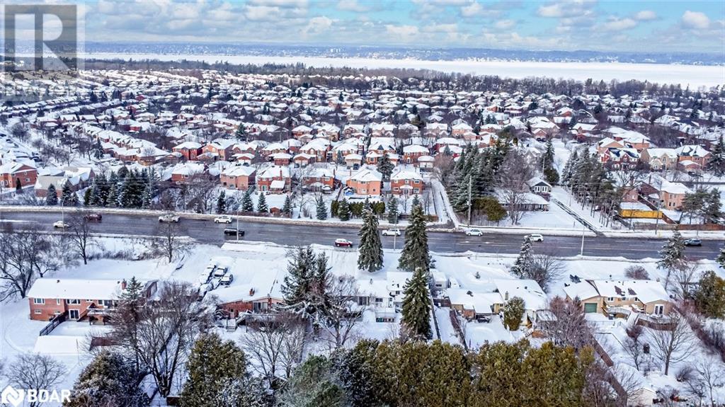 605 Big Bay Point Road, Barrie, Ontario  L4N 3Z9 - Photo 2 - 40681214