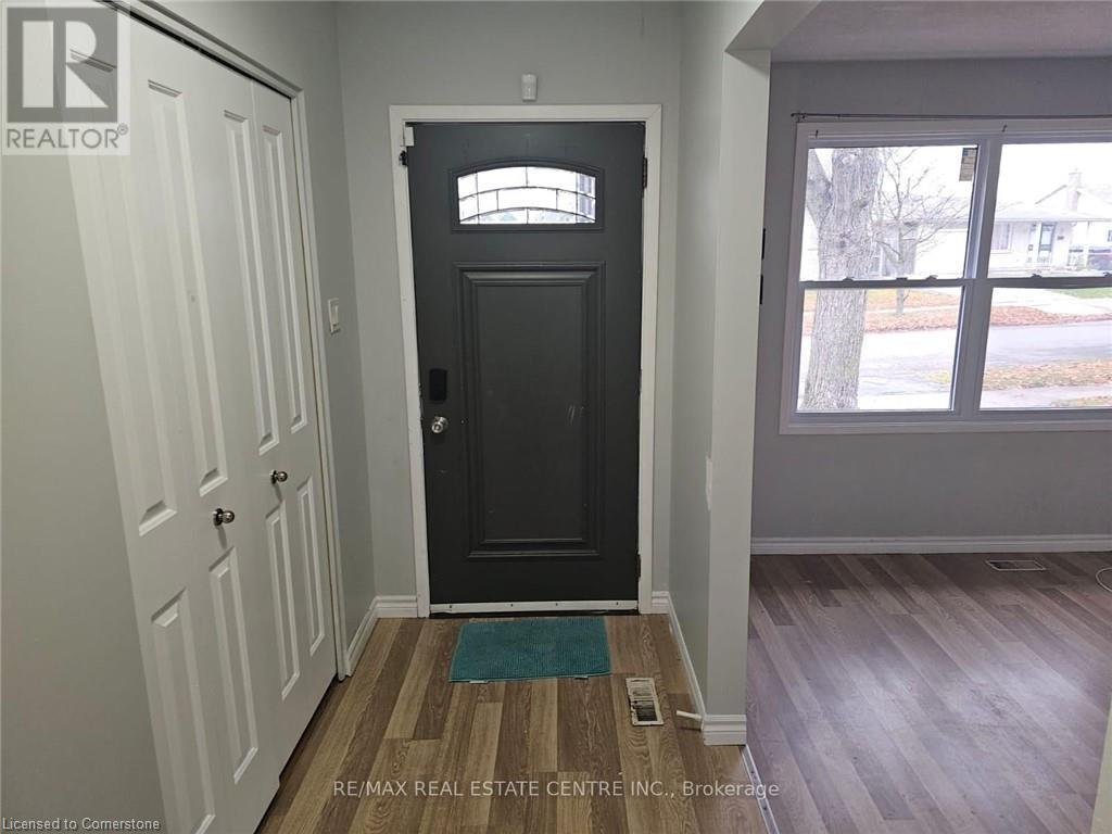 17 Renny Crescent, Middlesex Centre, Ontario  N6E 2C4 - Photo 3 - 40681116