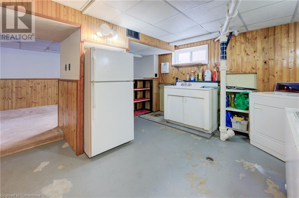 22 East 44th Street, Hamilton, Ontario  L8T 3G4 - Photo 17 - 40681196