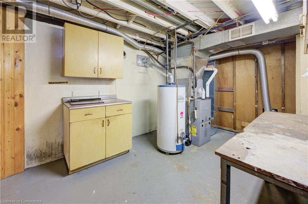 22 East 44th Street, Hamilton, Ontario  L8T 3G4 - Photo 18 - 40681196