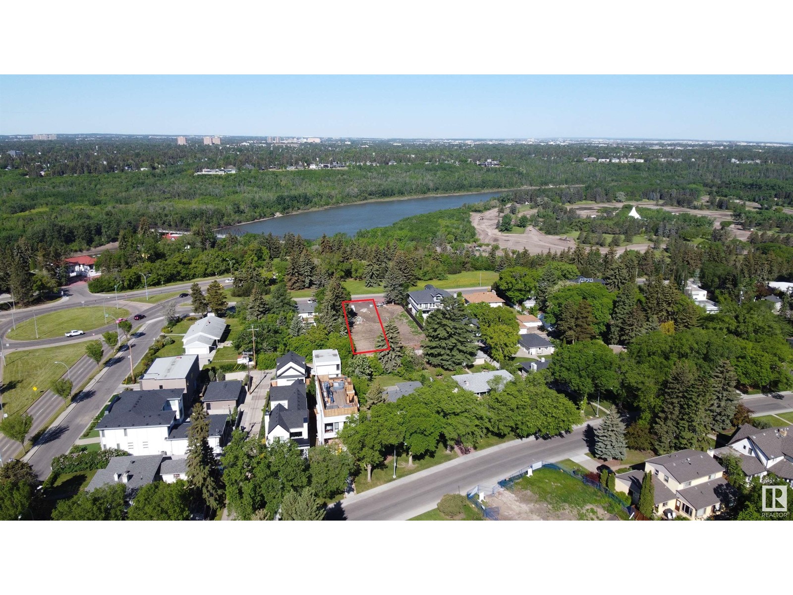 Property at 8715 SASKATCHEWAN DR NW image 1