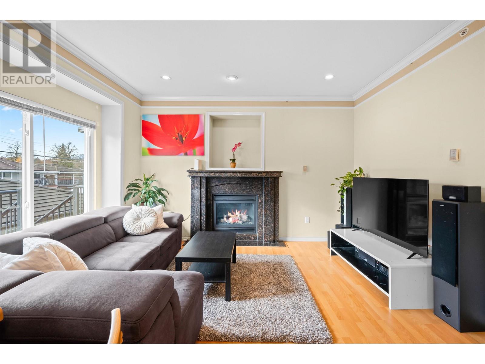 532 E 16th Avenue, Vancouver, British Columbia  V5T 2V2 - Photo 3 - R2946930