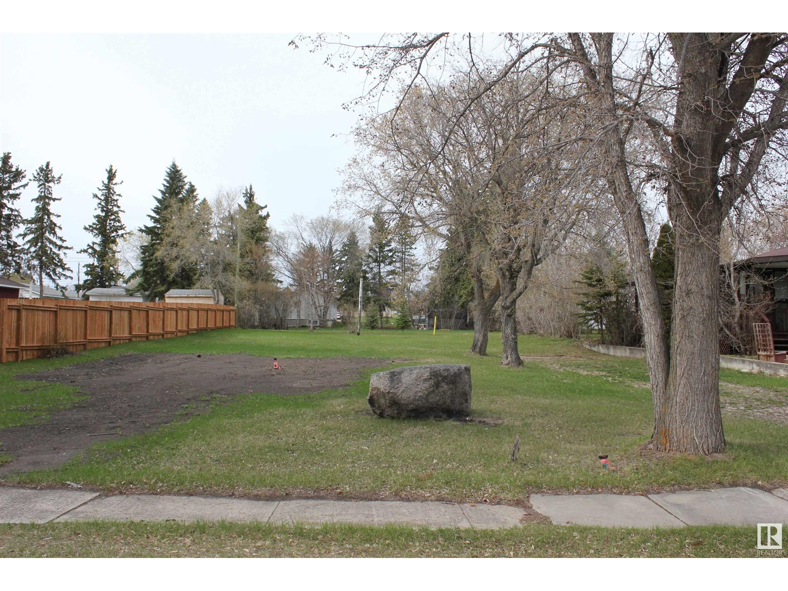 5330 49 Av, Elk Point, Alberta  T0A 1A0 - Photo 2 - E4294001