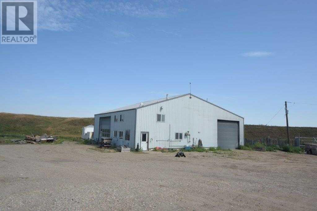 253058 Highway 817, Rural Wheatland County, Alberta  T1P 0V7 - Photo 16 - A2131367