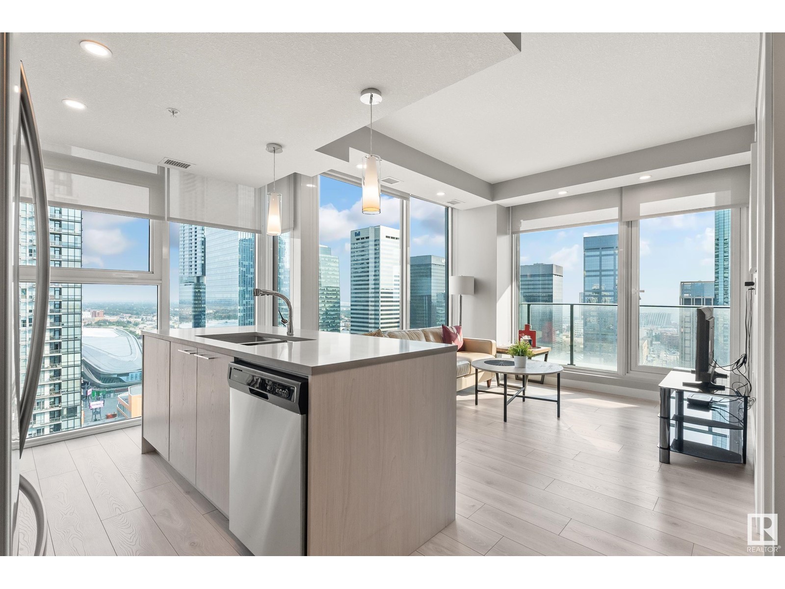Property at #2303 10180 103 ST NW image 3