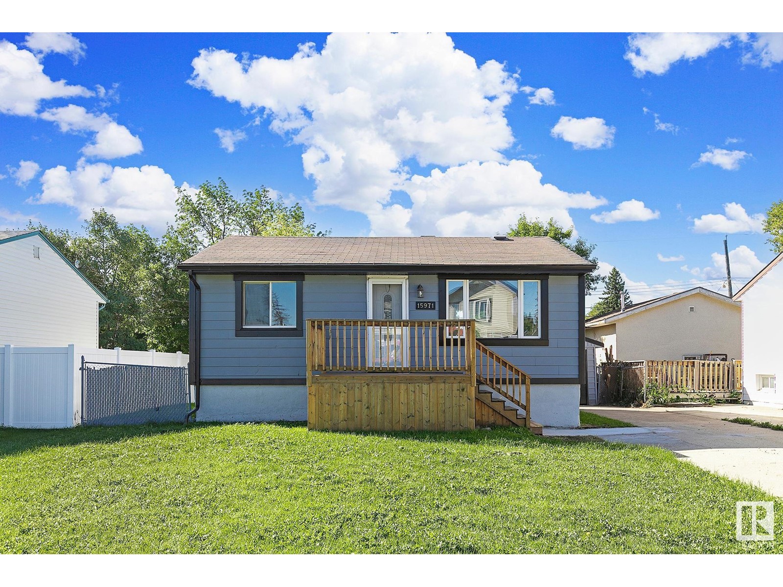 15971 106A AV NW, Edmonton, Alberta