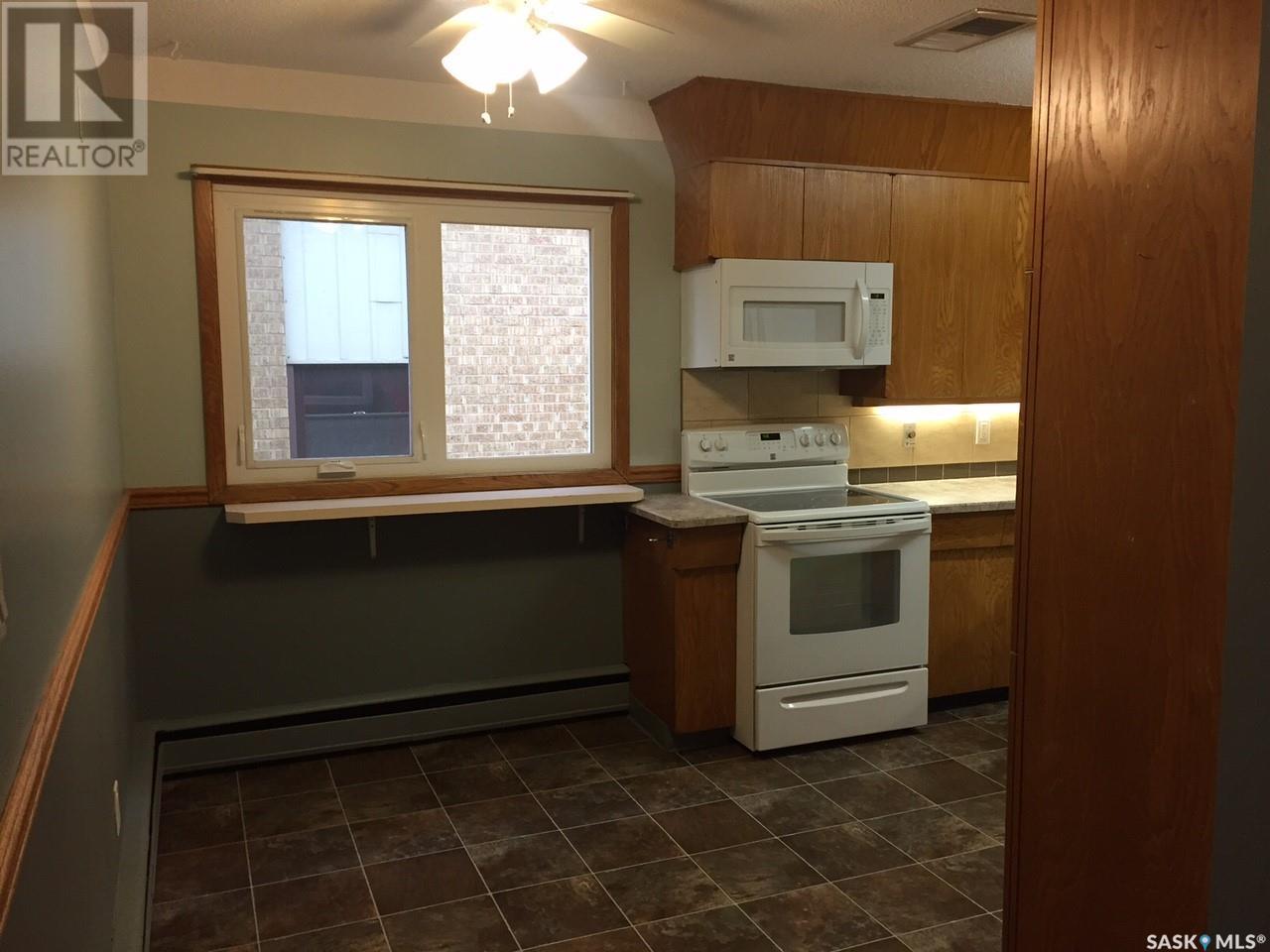 1226 College Drive, Saskatoon, Saskatchewan  S7N 0W4 - Photo 20 - SK988658