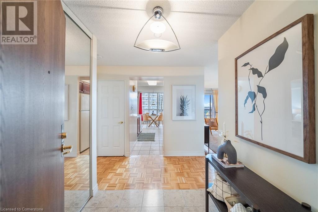 156 Enfield Place Unit# 808Mississauga, Ontario  L5B 4L8 - Photo 3 - 40681156