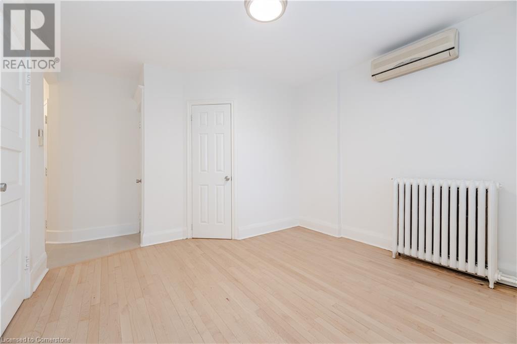 174 Evelyn Avenue Unit# 2nd Fl, Toronto, Ontario  M6P 2Z7 - Photo 9 - 40680794