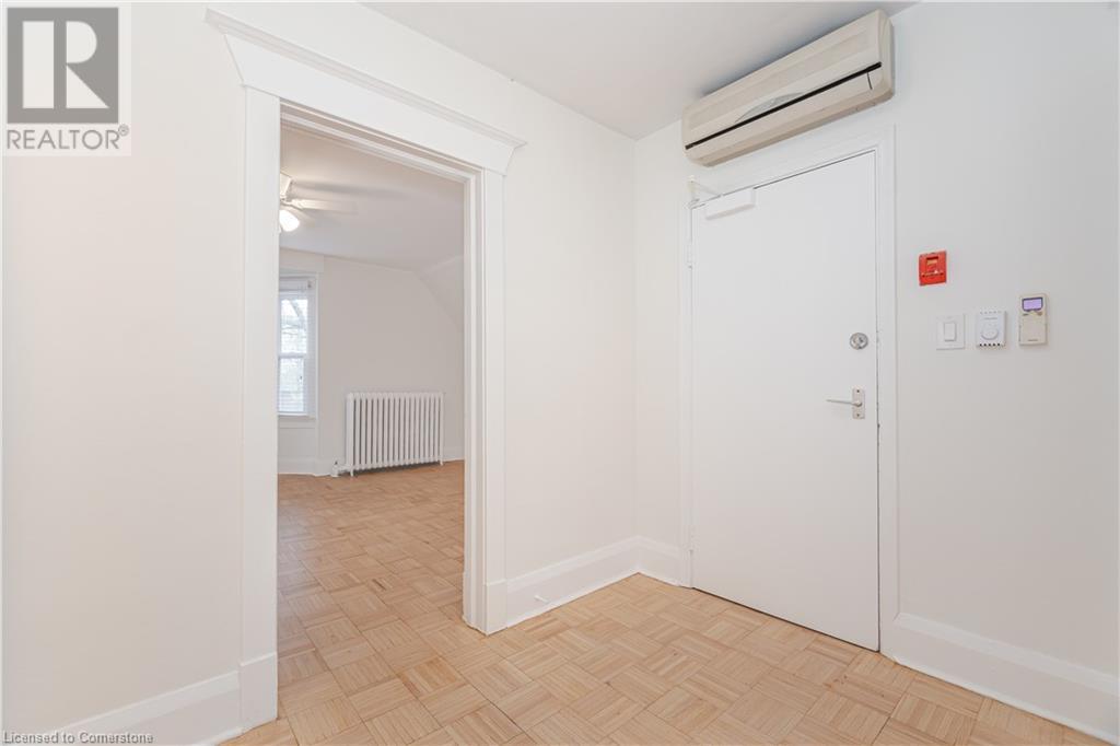 174 Evelyn Avenue Unit# 3rd Fl, Toronto, Ontario  M6P 2Z7 - Photo 8 - 40680806