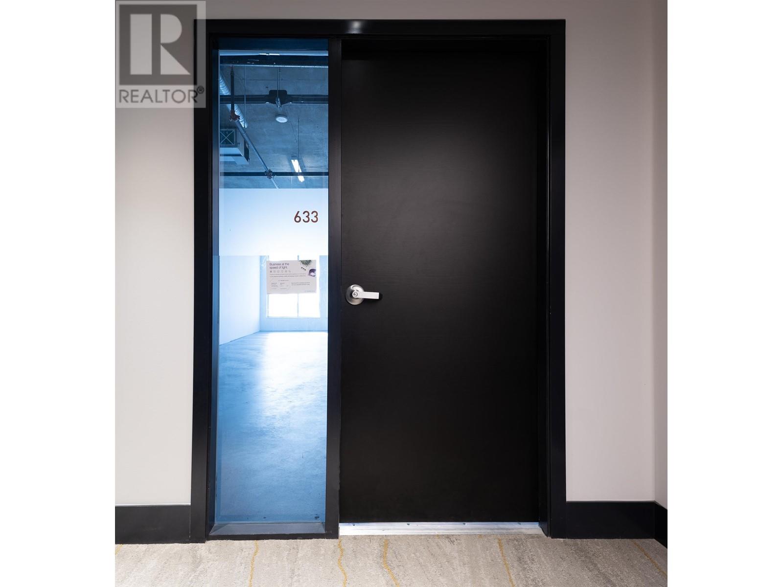 Listing Picture 3 of 5 : 633 6378 SILVER AVENUE, Burnaby / 本拿比 - 魯藝地產 Yvonne Lu Group - MLS Medallion Club Member